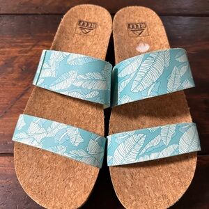 Reef sandals~